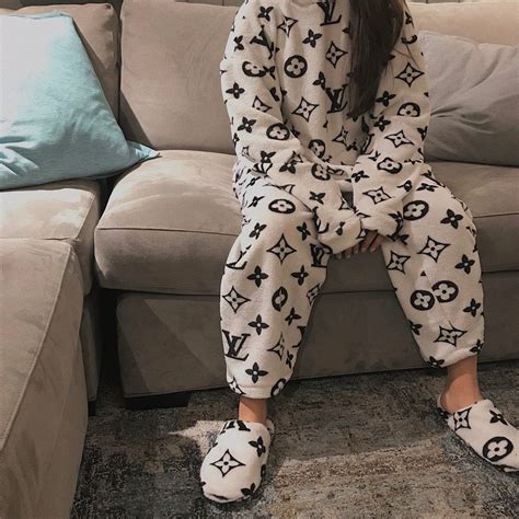 louis vuitton pajamas pants|louis vuitton pajama set.